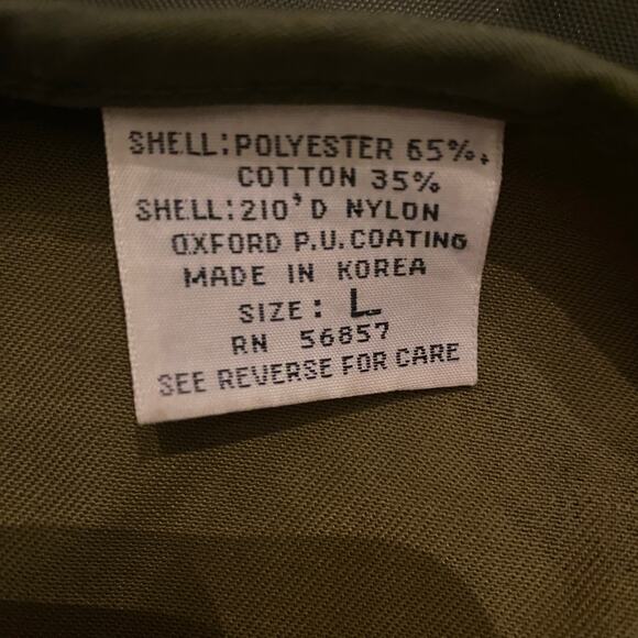 VNTG 70s Camo Print Hunting Vest Sz L Green Full Zip Cargo Coated Canvas Nylon - Picture 11 of 12